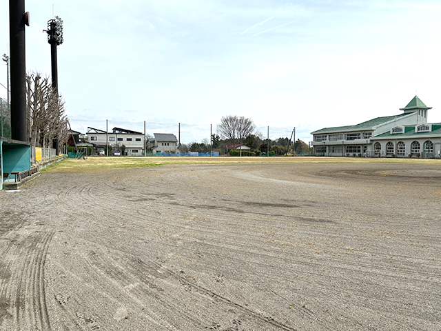 上河内体育館　運動場
