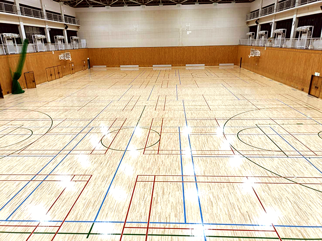 河内体育館写真 競技場